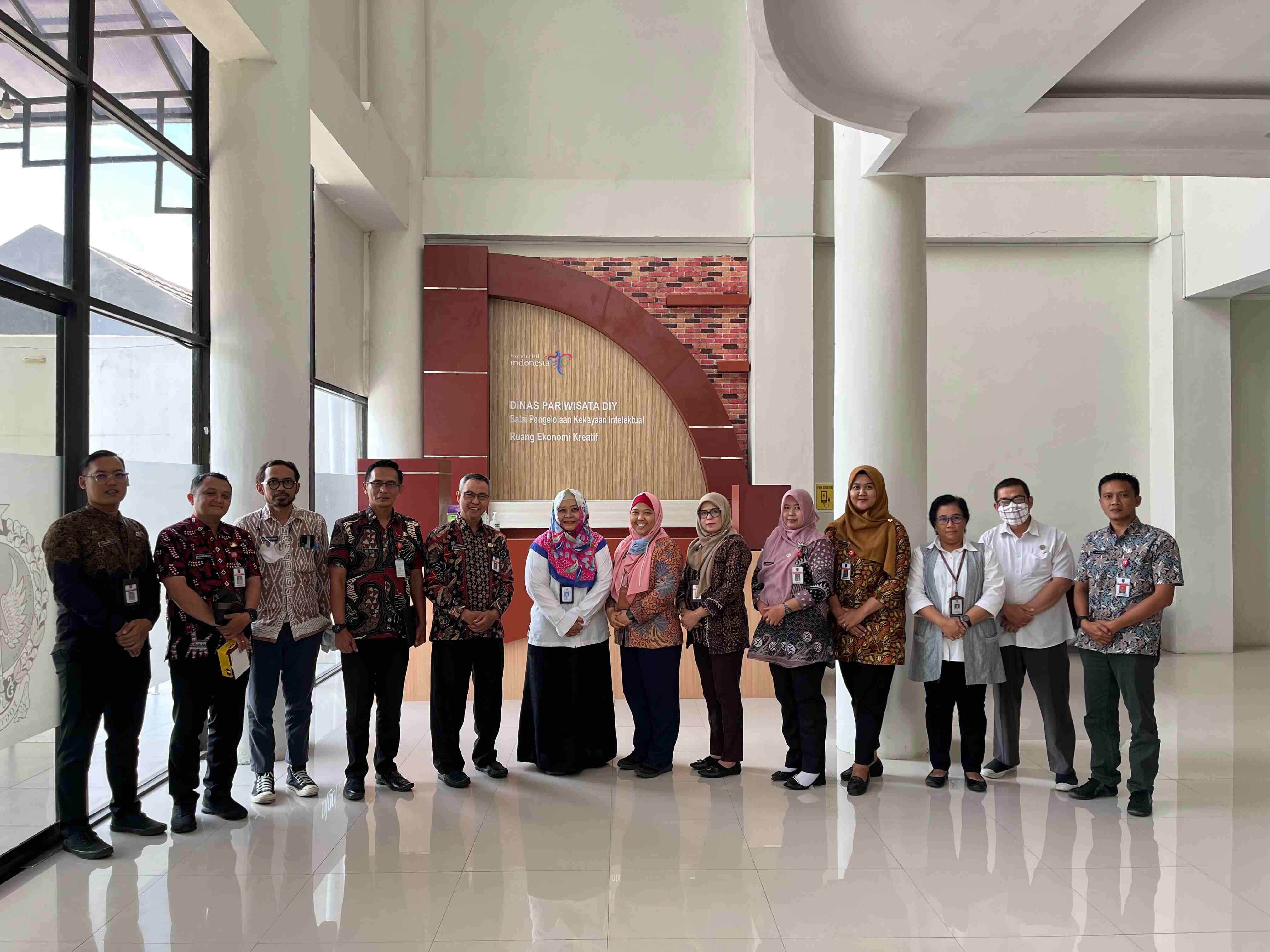 KUNJUNGAN-BRIDA-PEMKOT-SEMARANG-DALAM-RANGKA-STUDI-TIRU